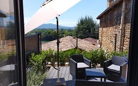 Trevoux: Loft Ravissant Avec Terrasse